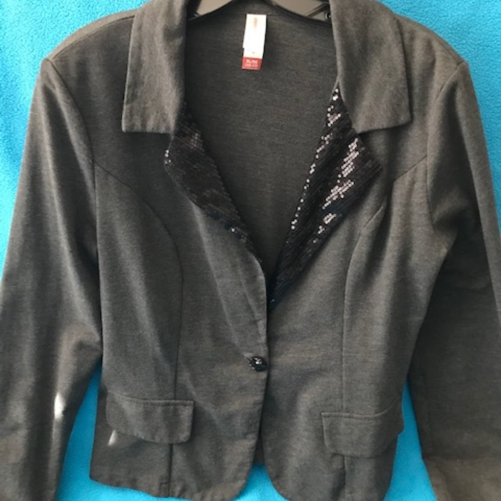 Super cute sparkled jacket